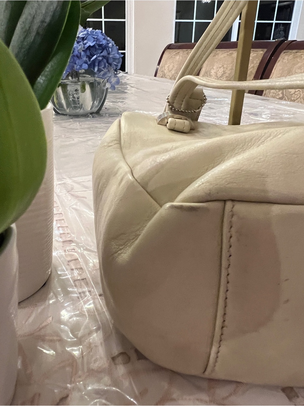 Jacqueline Ferrar Genuine Leather Ivory Shoulder Bag | Classic Purse - Picture 12 of 13